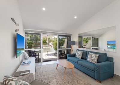 One Bedroom Water View Apartment Unit 5